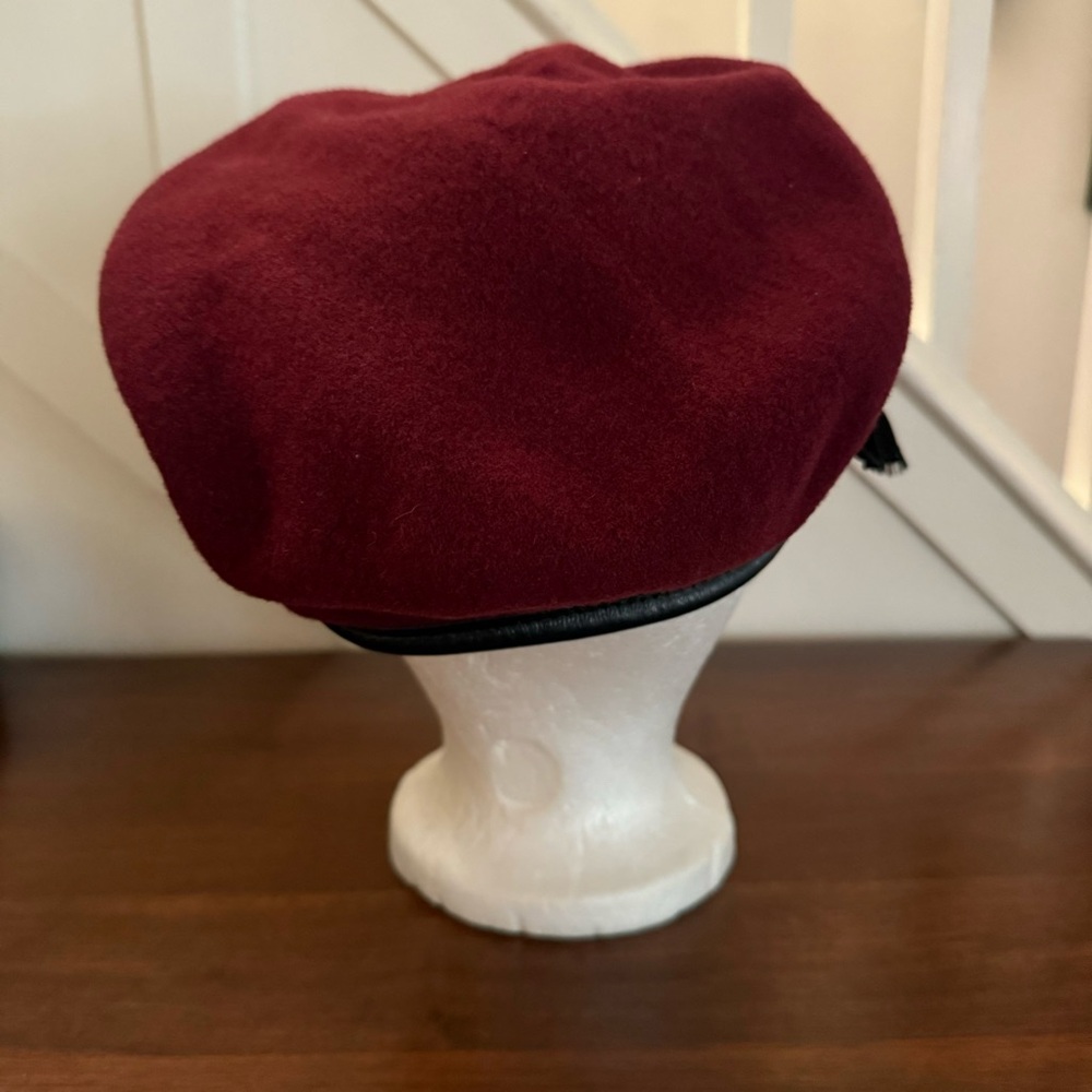 Vtg Raspberry Beret Wool Punk Rock DSCP Garrison Collection Made in USA Sz 6 7/8 - Picture 5 of 10